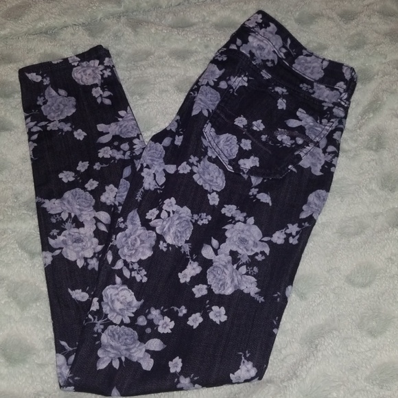 American Eagle Outfitters Denim - AEO Floral Stretch Jeggings